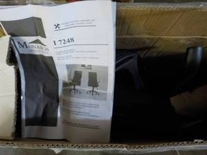 Monarch Office Chair needs assembl...
