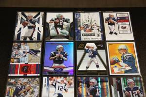 lot 21 image: New England Patriots Tom Brady Football Card Lot  16 Different Cards