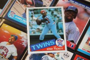 lot 33 image: Kirby Puckett Baseball Card Lot w Rookie Card  26 Different Cards