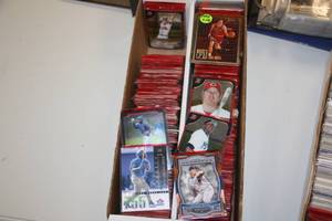 lot 57 image: Mixed Sports Card Bulk Lot #1