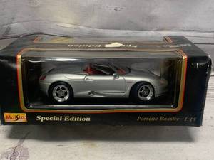 lot 9 image: Vintage Maisto Porsche Boxster Diecast
