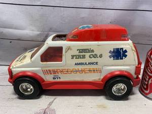 lot 79 image: Very Rare Vintage Tonka Fire Ambulance No. 6
