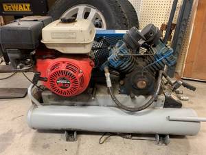 lot 122 image: 8 hp QX240 Honda Air Compressor