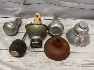 lot 127 image: Antique Trumpet Parts