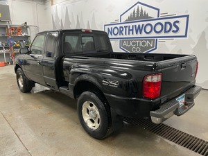 lot 3 image: 2001 Ford Ranger 4x4 -No Reserve-