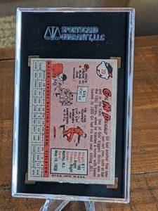 lot 27 image: 1958 Topps Gil McDougald Baseball Card