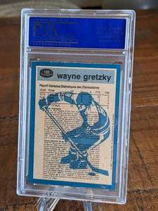 lot 51 image: 1981 O PEE CHEE Wayne Gretzky Autographed Hockey Card - PSA 8 NMMT