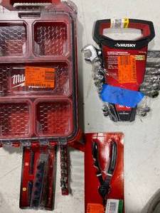 Milwaukee Parts Organizer& husky tools