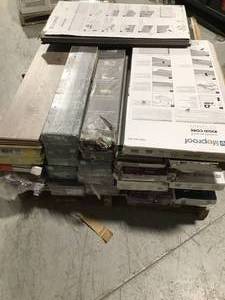 lot 16 image: Pallet with assorted Flooring see pictures