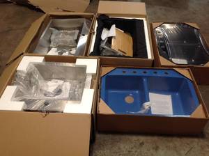 lot 3 image: Pallet with assorted sinks open box not used see pictures