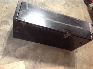 lot 34 image: Husky tool chest damaged see pictures