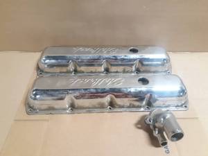 Buick  Oldsmobile  Pontiac Edelbrock Valve Covers for BOP 425455 Engine  Water Neck