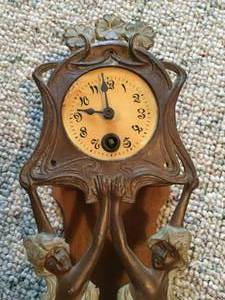 lot 68 image: Vintage Art Deco Clock