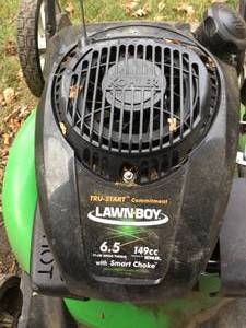 lot 108 image: Lawn Boy 21 Inch Lawn Mower