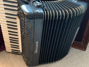 lot 9 image: Vintage Dallape Accordion