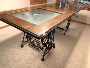 lot 20 image: Very Unique Dining Room Table