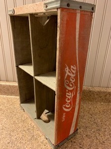 lot 24 image: Vintage Coca Cola Crate and 1938 Advertising Print