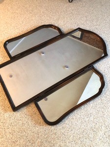 lot 135 image: Dresser Top Tri-Mirror