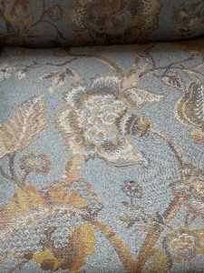 lot 4 image: Light Blue Floral Chair