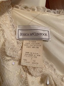 lot 118 image: Vintage Jessica McClintock Wedding Dress and Veil
