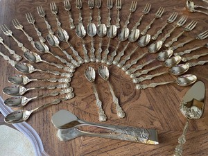 lot 170 image: Lot of 5 Inch GOLD Plated Forks, Spoons & More
