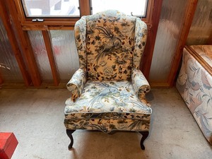 lot 201 image: Decorative Armchair