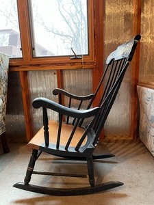 lot 202 image: Vintage Chair