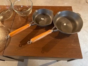 lot 220 image: Anchor Mixing Bowls and Skillets