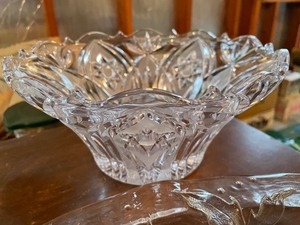 lot 294 image: Crystal Lot
