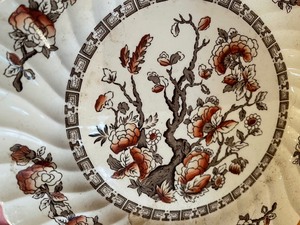 lot 225 image: Myott Dynasty Fine Staffordshire DishesChina