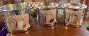 lot 222 image: Cookware Lot