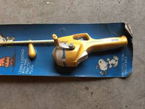 lot 284 image: 1988 Snoopy Fishing Pole In Original Unopened Package