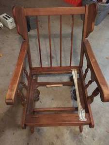 lot 326 image: Vintage Colony Craft Rocker