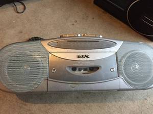 lot 333 image: Lot of Vintage Radio Cassette Players