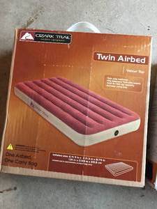 lot 340 image: Two Twin Air Mattresses