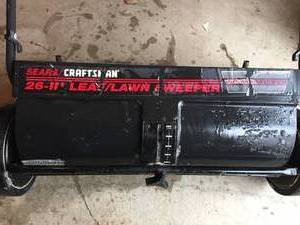 lot 351 image: Craftsman 26 Inch Lawn Sweeper