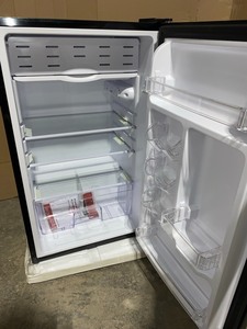 lot 6 image: New Magic Chef 3.3 Cu. Ft. Mini Fridge See Pictures