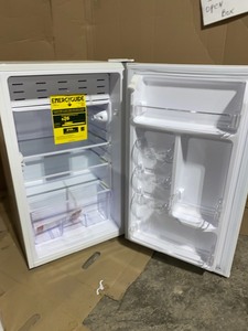 lot 24 image: Pallet of Assorted Mini Refrigerators in New and Open Box Conditions