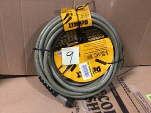 lot 9 image: 516 in. x 25 ft. 3700 psi ReplacementExtension Hose by DEWALT GOOD CONDITON SEE PICS 