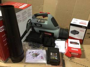 lot 91 image: 131 MPH 507 CFM 40-Volt Lithium-Ion Cordless Handheld Leaf Blower with 4.0Ah Battery and Charger by Oregon