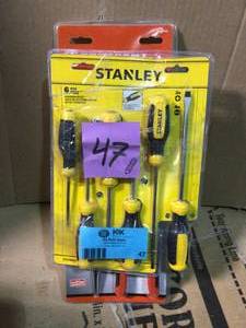 lot 47 image: X2 Long Reach Pliers Set (2-Piece) by Crescent