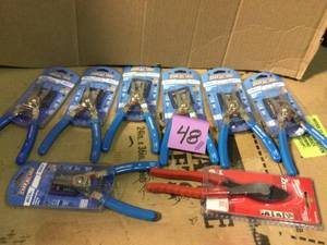 lot 48 image: 8 in. Retaining Ring Pliers by Channellock in good conditions 