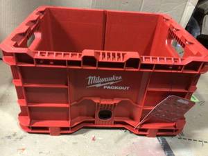 lot 94 image: PACKOUT 18.6 in. Tool Storage Crate Bin by Milwaukee costumer returns missing lid 