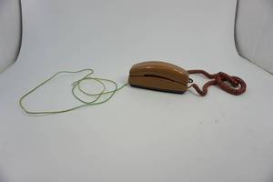 Working Vintage GTE Dial Touch Tone Push Button Desk Trimline Wall Tan Telephone