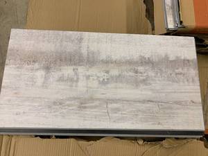 lot 18 image: MANNINGTON ADURA RIDGE FLOORING