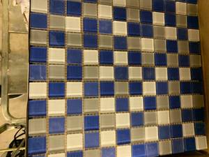 lot 51 image: DALTILE GLASS MOSAIC TILE