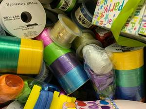 lot 65 image: BOX OF ASSORTED RIBBON