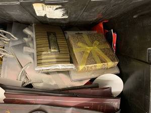 lot 68 image: BOX OF ASSORTED GIFT BAGSBOXES