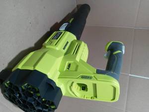 110 MPH 410 CFM 18-Volt ONE Brushless Lithium-Ion Cordless Variable-Speed Jet Fan by RYOBI- not used no packaging