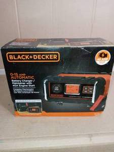 BLACKDECKER- 15 Amp Battery Charger with 40 Amp Engine Start- open box not used